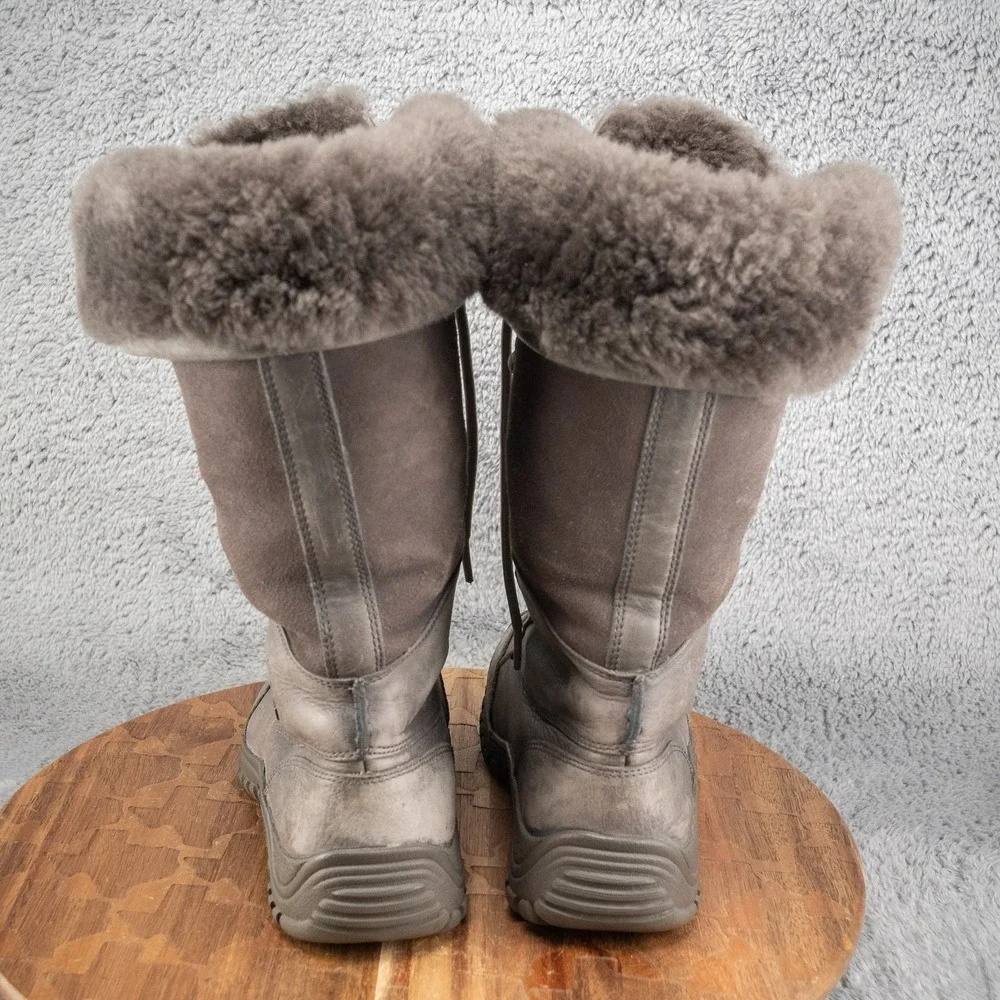 UGG AUSTRALIA Adirondack Gray Waterproof Sheepskin‎ Tall Boots Sz 7 US